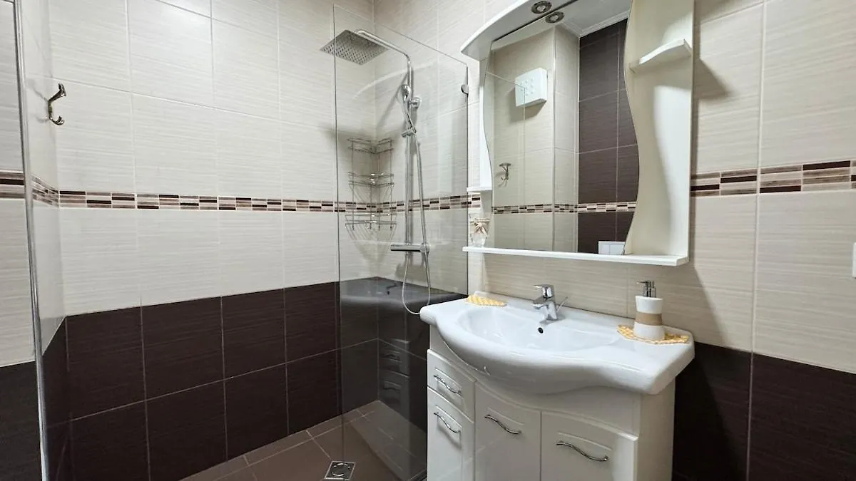 Apartamento 13 Bs Skanderbeg Square Tirana Albania